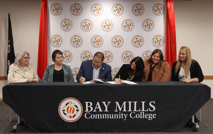 BMCC President and KBOCC President sign the articulation agreement for ECE programming